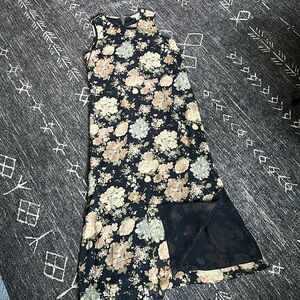 Beautiful Tracy M. Silk tank dress